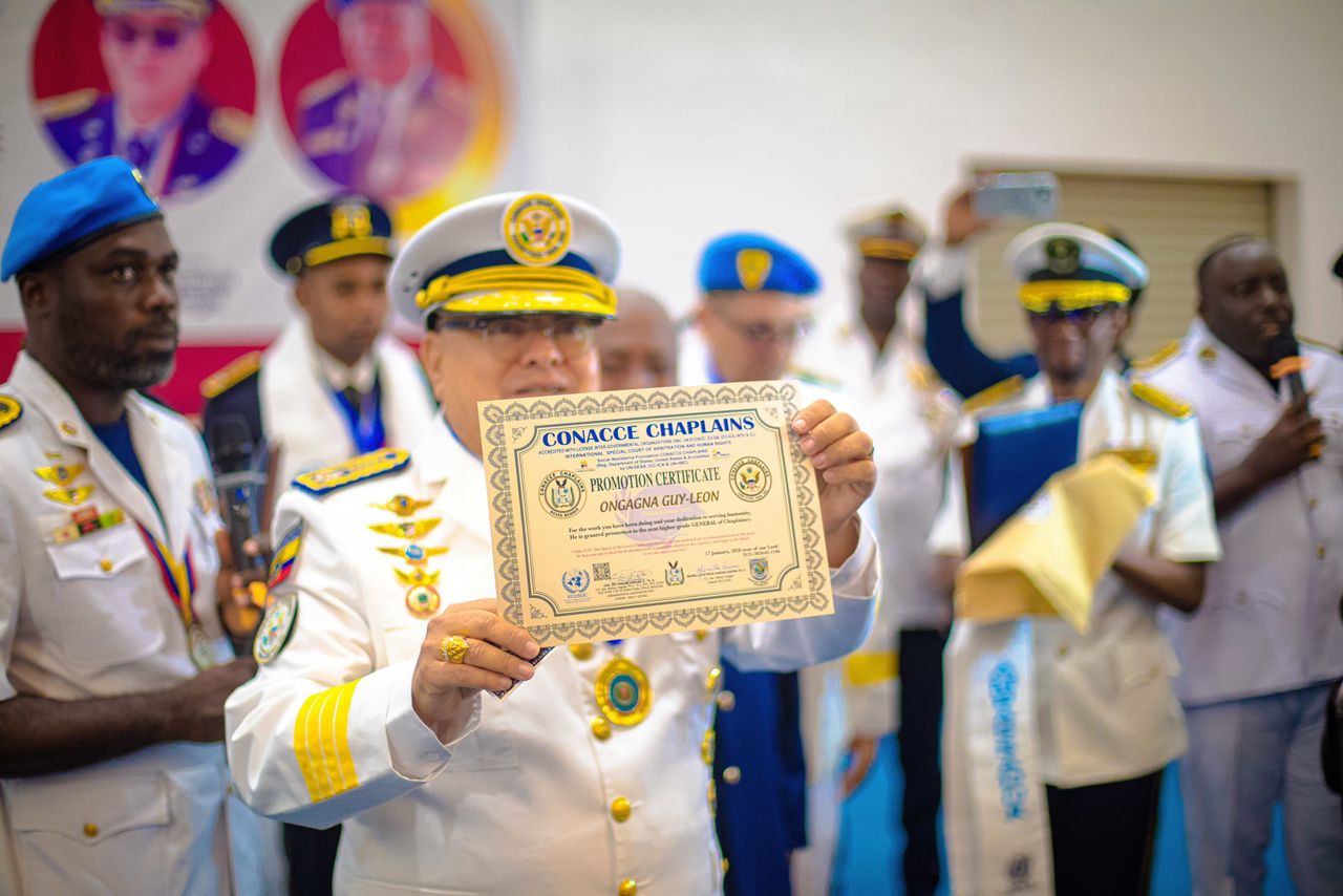 Mot du Président  Fondateur-Général  Carlos Arroba